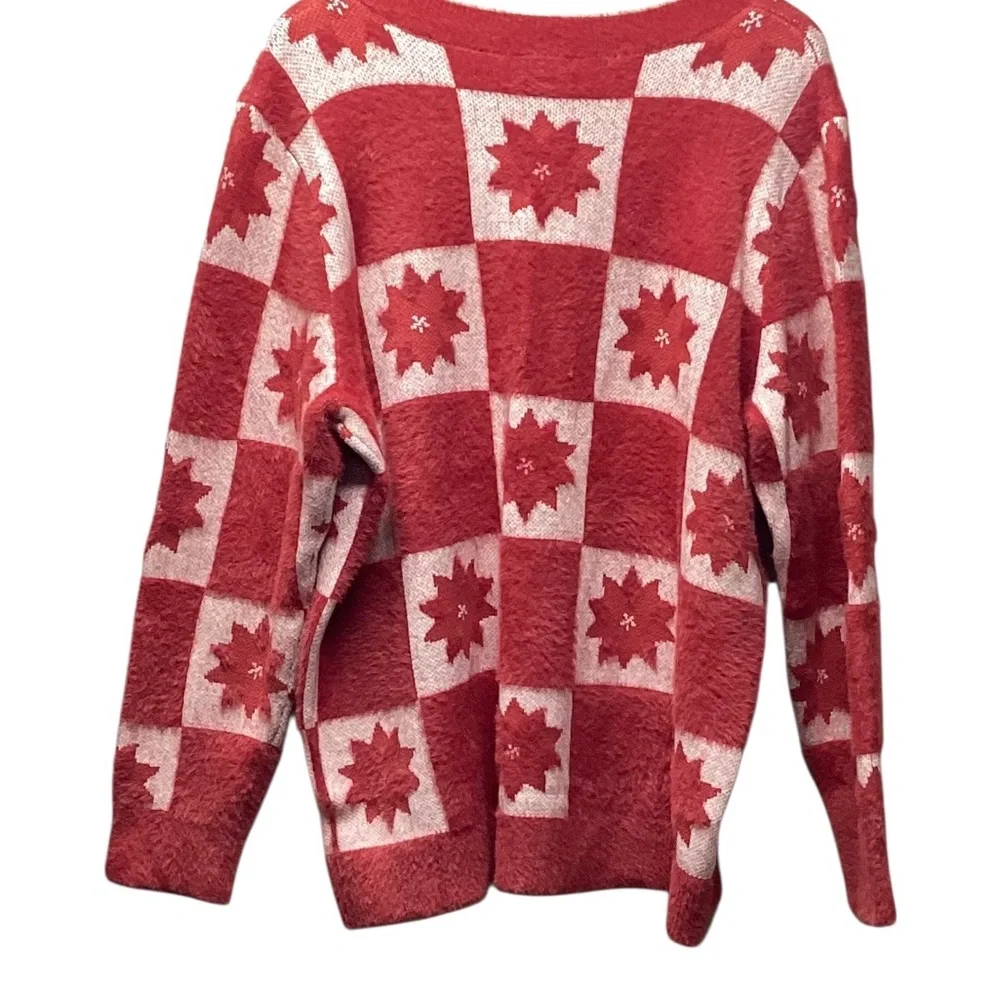 LulaRoe Holiday Poinsettia Red Check Eyelash Sweater. Size Large